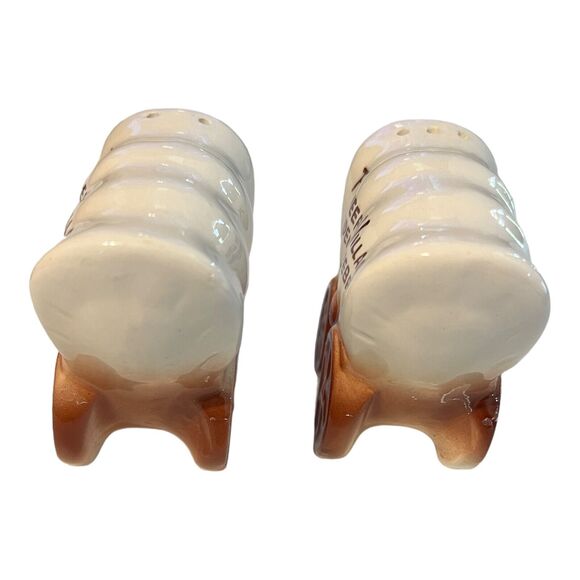 VTG 1950’s Pioneer Village Minden Nebraska Salt And Pepper Shakers 2.75" x 2.25" - Picture 2 of 6